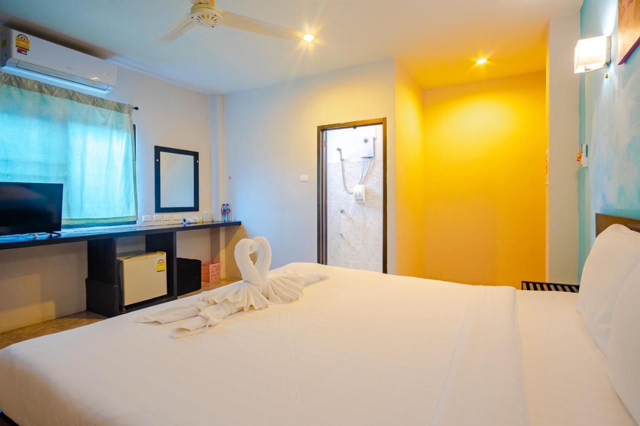 Tyler Banpon Hotell Phuket